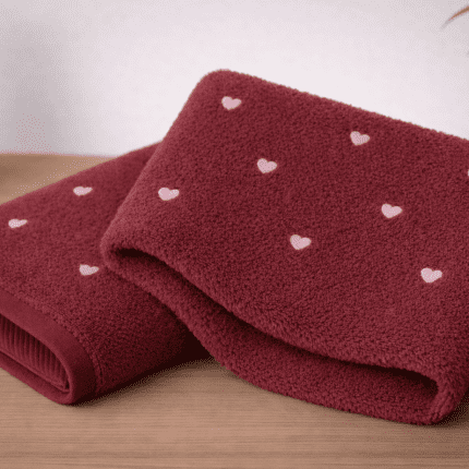 Hobby „Миг Любов“ 2 бр. Луксозни хавлиени кърпи от 100% микро памук - бордо с бледо розови сърца