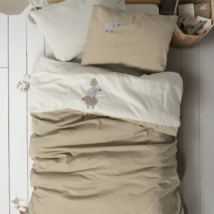 „Cuddly Lamp Bej“ бебешки спален комплект с бродерия – 100% памук ранфорс