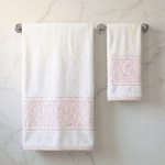 Комплект кърпи „Elegant with-pink“ бяло розе -100% Памук - Image 2