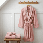 Дамски комплект за баня – халат + 2 кърпи – 100% памук – Розово