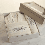 Дамски комплект за баня– халат + 2 кърпи – 100% памук – Крем - Image 3