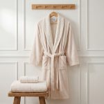 Özdilek халат крем с шал яка и релефен бордюр - Image 4