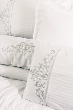 Cotton Box Спално бельо „Genny Beyaz“ Nakışlı Saten – 100% памук сатен – 6 части – за спалня - Image 2