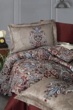 First Choice Спално бельо „Aleron Cinnamon“ памучен сатен – 100% памук – 7 части – за спалня с две завивки - Image 2