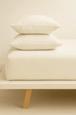 „Слонова кост“ Долен чаршаф с ластик + 2 калъфки – Памук Ранфорс – за легло 180x200 см