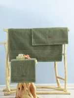 Cotton Box Комплект хавлиени кърпи „Wellness Forest Yeşil“ – 3 части – 100% памук